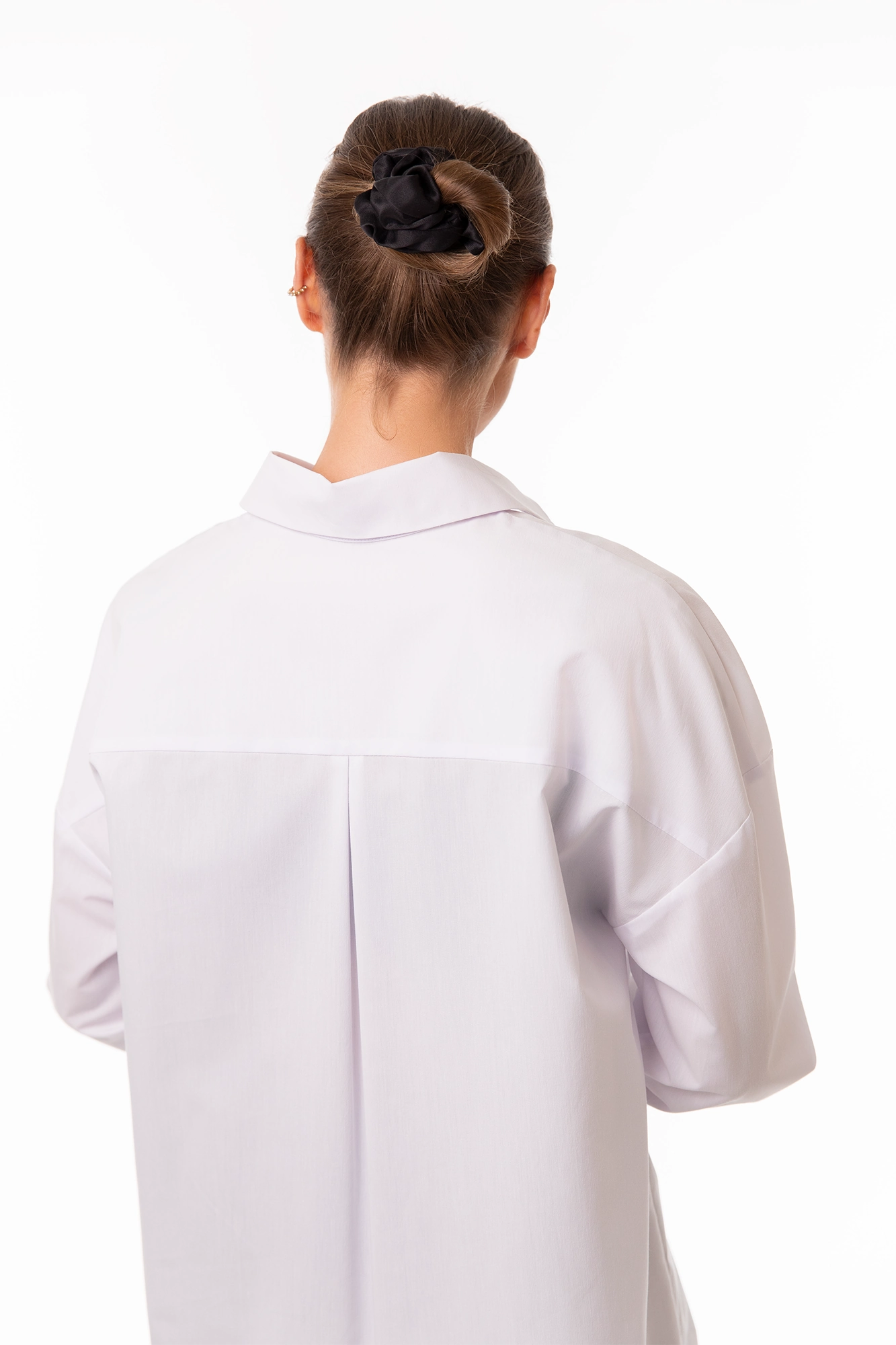 Snow-colored shirt