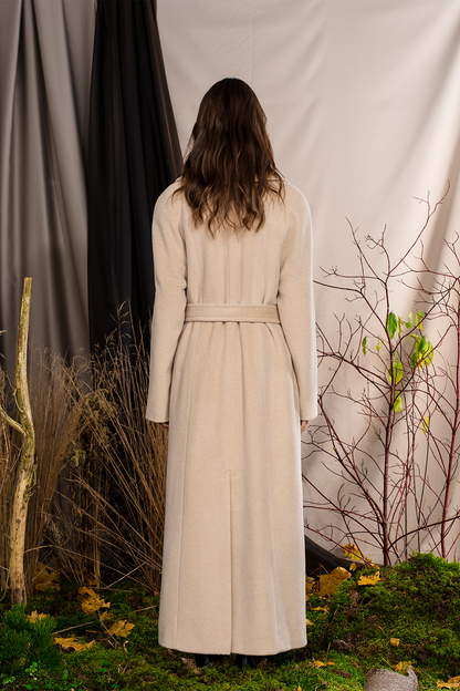 Prabangus paltas "Vidurnakčio Saulė"