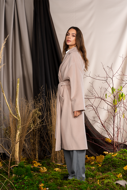Pelenų rožės spalvos paltas "Kvarco Rožė"