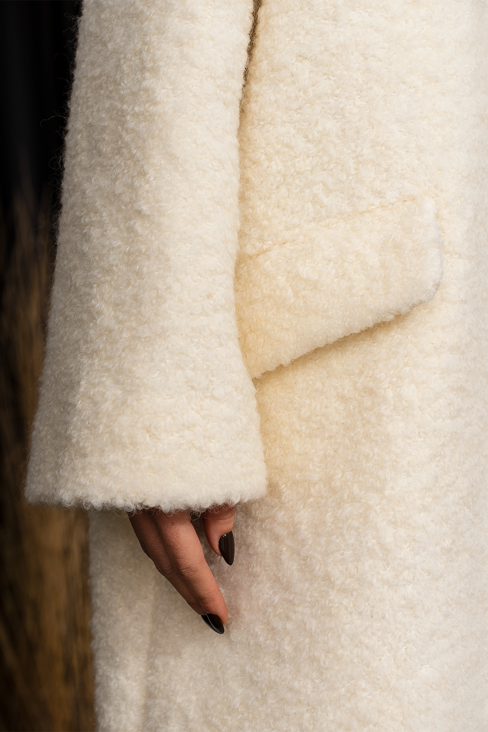 Pieno spalvos paltas "Vilnos Glėbys"