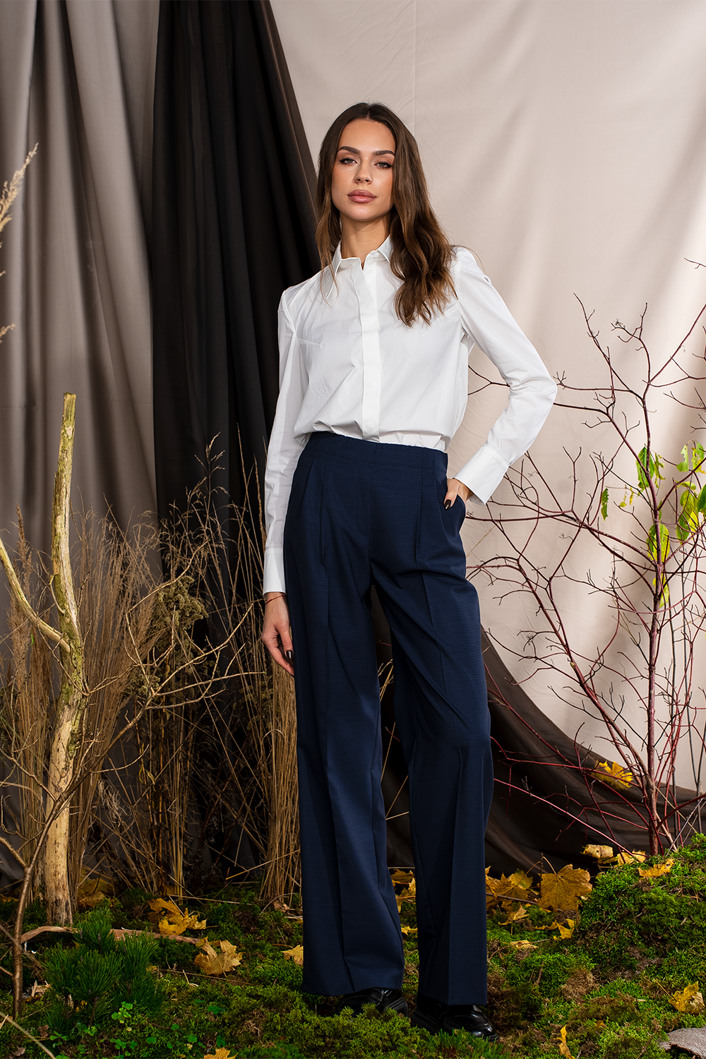 Klasikinės moteriškos kelnės "Neivė"